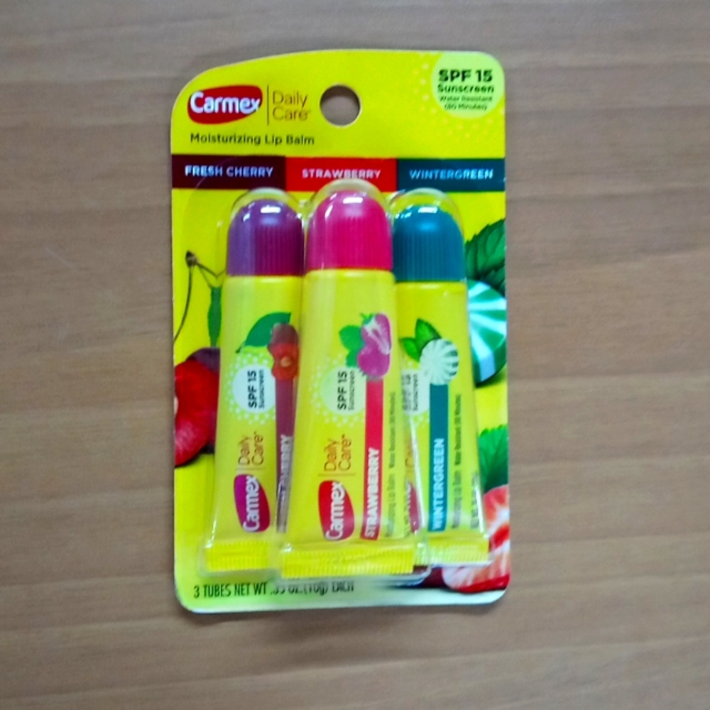 Carmex moisturizing lip balm 3 pack
